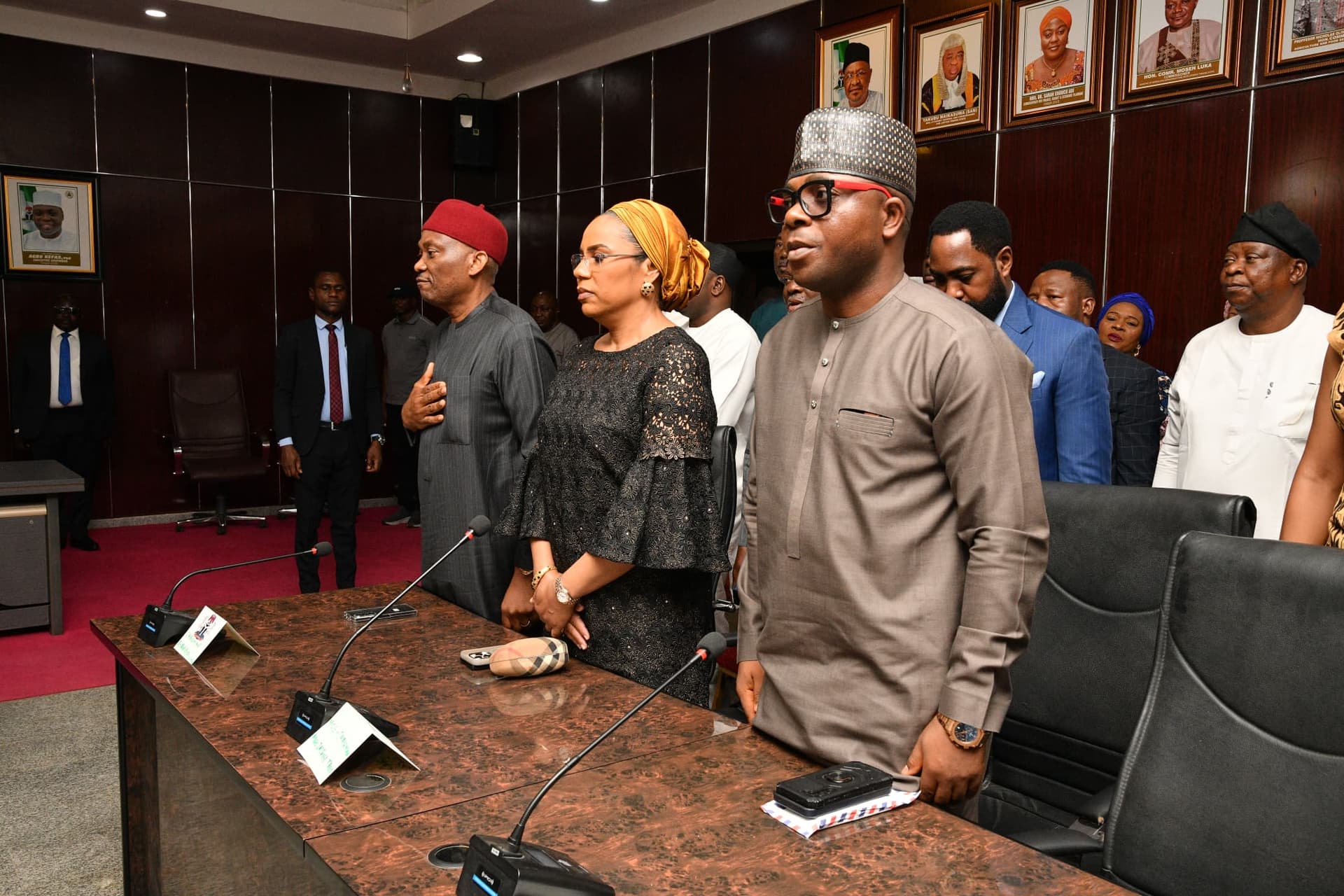 https://tarabastate-docs.s3.eu-central-1.amazonaws.com/summit/investment-summit/inauguration-3.jpg